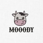 Moody Cow Head Embroidery Design - 5 Sizes