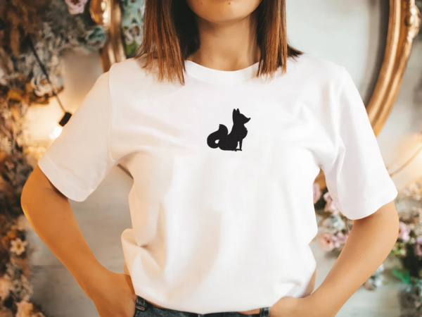 Fox Silhouette Embroidery Design - 5 Sizes - Image 2