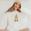 Bee Gnome Embroidery Design - 5 Sizes - Image 2