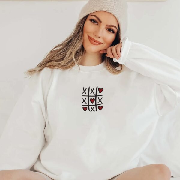 Tic Tac Toe Love Game Embroidery Design - 6 Sizes - Image 3