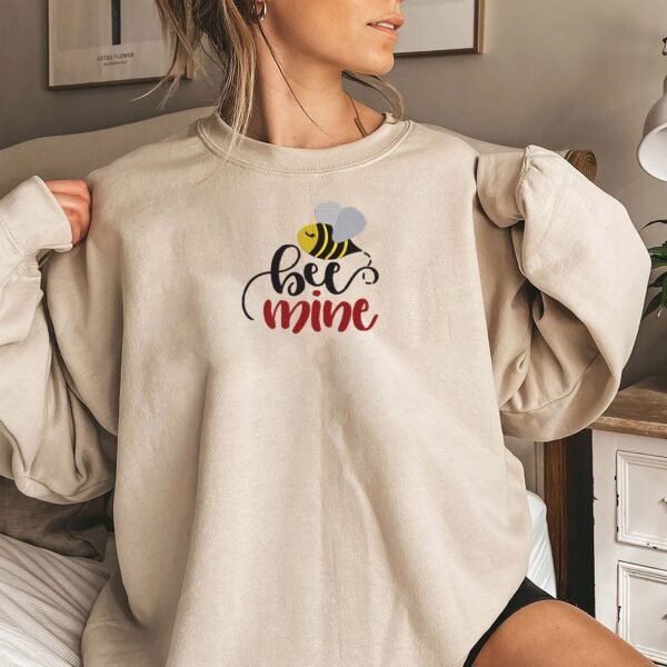 Bee Mine Embroidery Design - 5 Sizes - Image 3