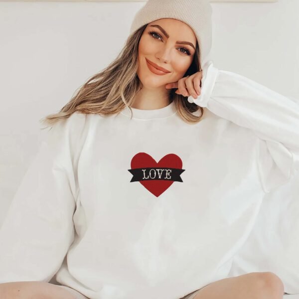 Valentine Heart Embroidery Design - 5 Sizes - Image 3
